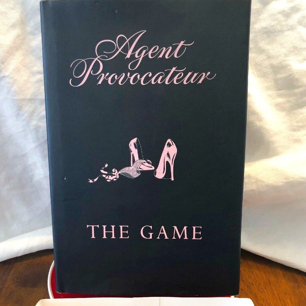 2006 Agent Provocater:The Game (Strip Poker Kit)